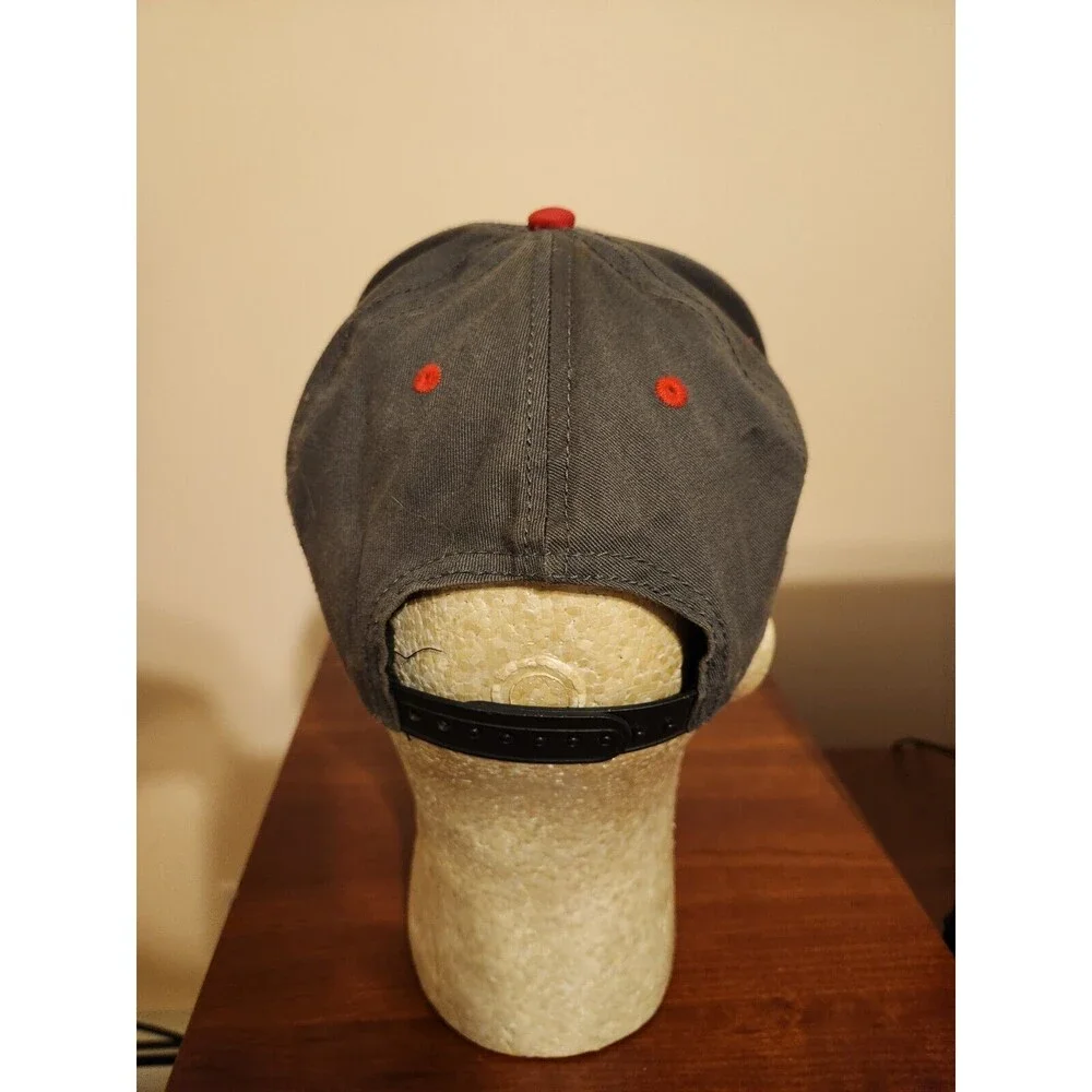 Levi's Men's Classic Adjustable Snapback Trucker Baseball Hat Cap Red Grey Patch